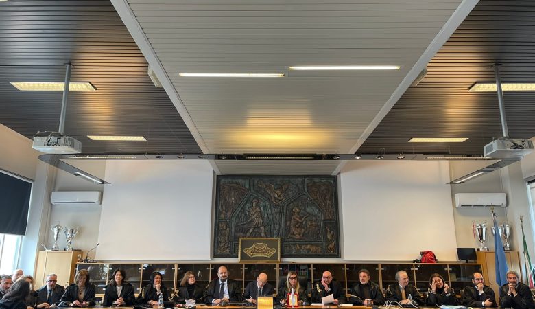 Një eksperiencë  e veçantë gjatë ceremonisë së 📋 binjakëzimit të Dhomës Avokatisë Durrës dhe Dhomës së Avokatisë Bari. 🇦🇱🤝🇮🇹