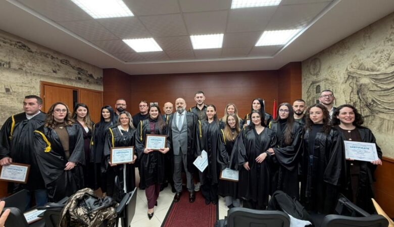 Dhoma e Avokatisë Durrës: Ceremonia e Betimit për brezin e ri të avokatëve