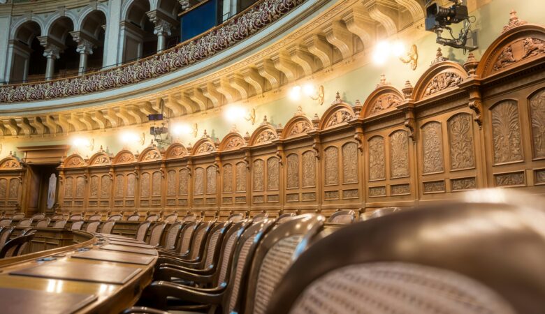 Balancimi i interesit publik dhe individual në marrjen e masave të sigurimit të padisë: Analizë e Vendimit Nr. 00-2023-25